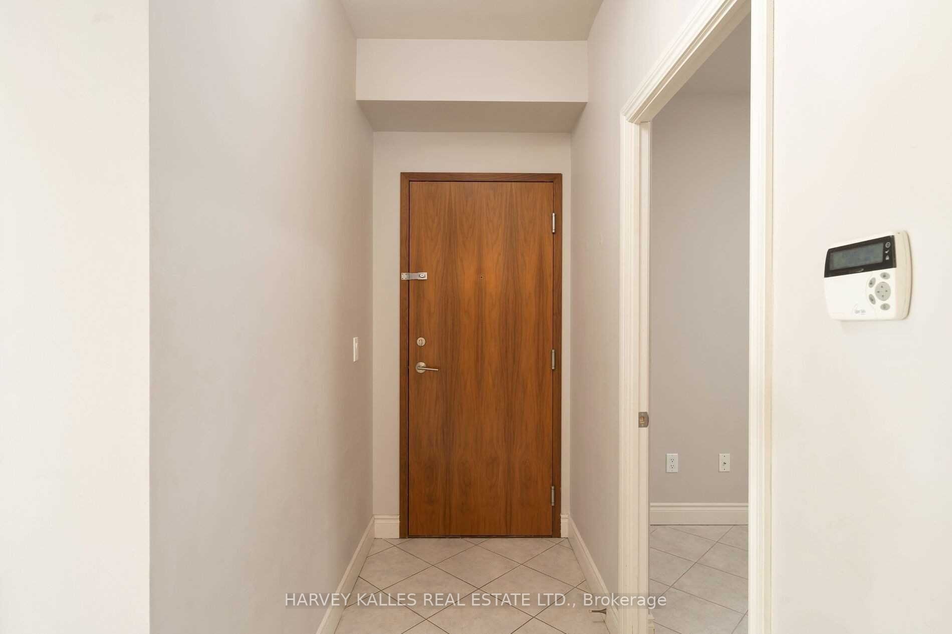 60 Brian Harrison Way Ph 3401