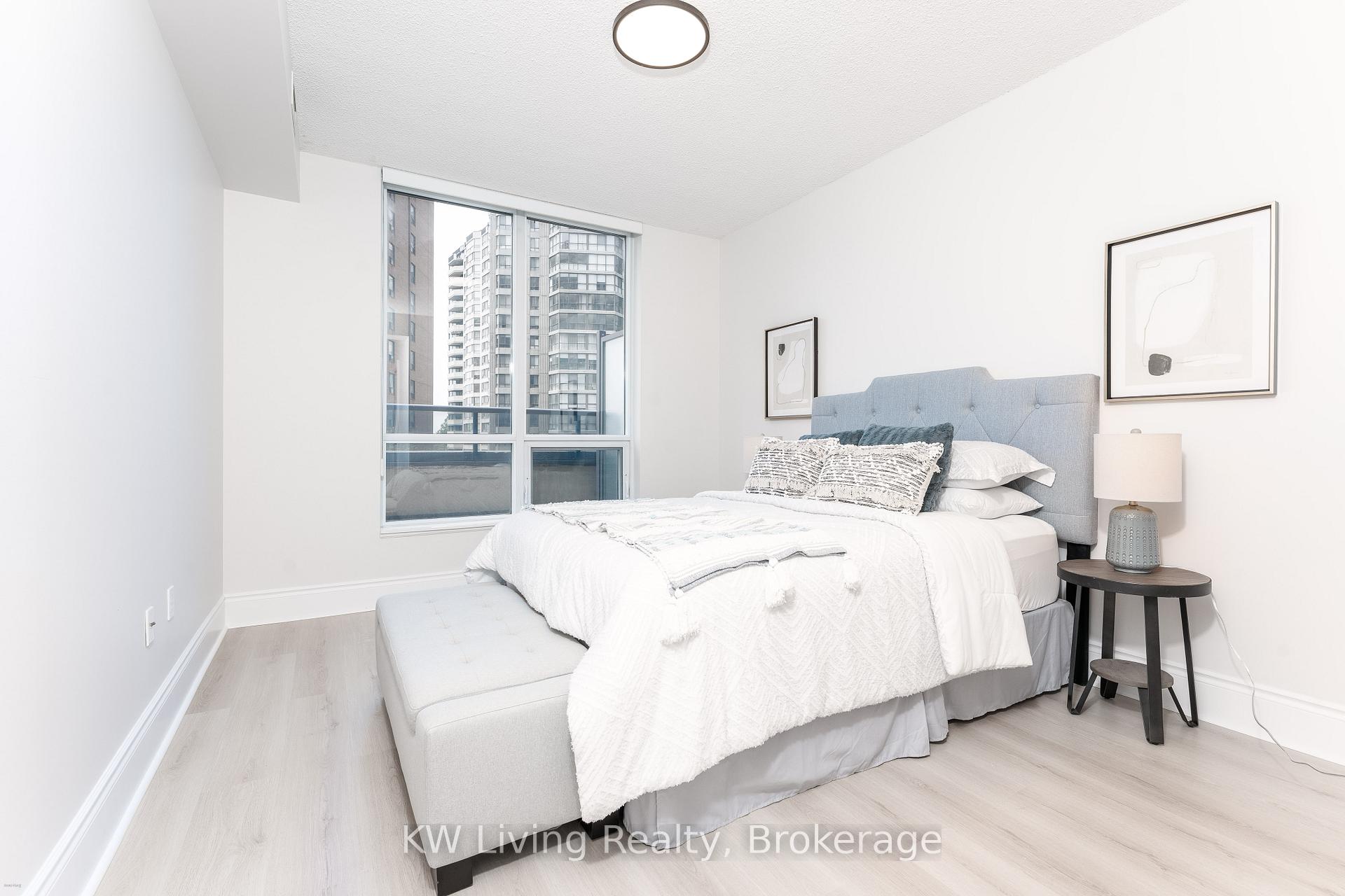 4 Bedrooms Condo at 500 Doris, Toronto For sale