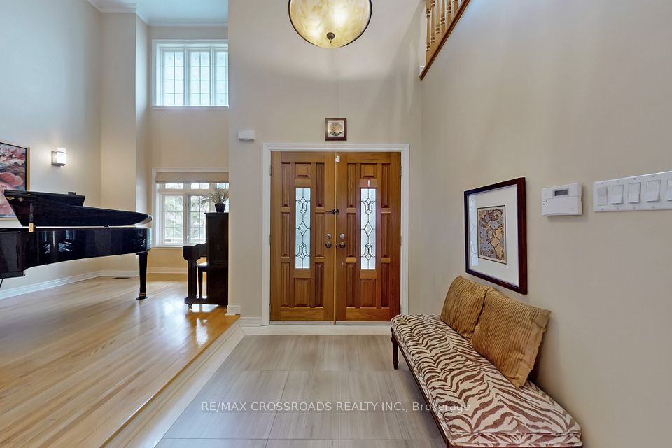 75 Cassandra Crescent, Richmond Hill, ON L4B 3Z9