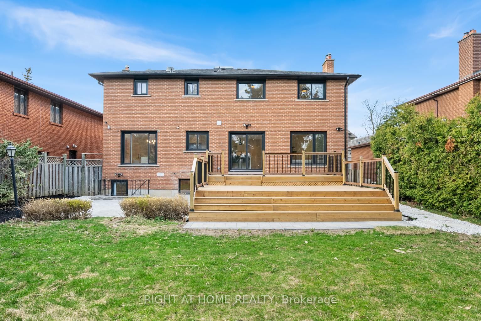 93 Pemberton Road