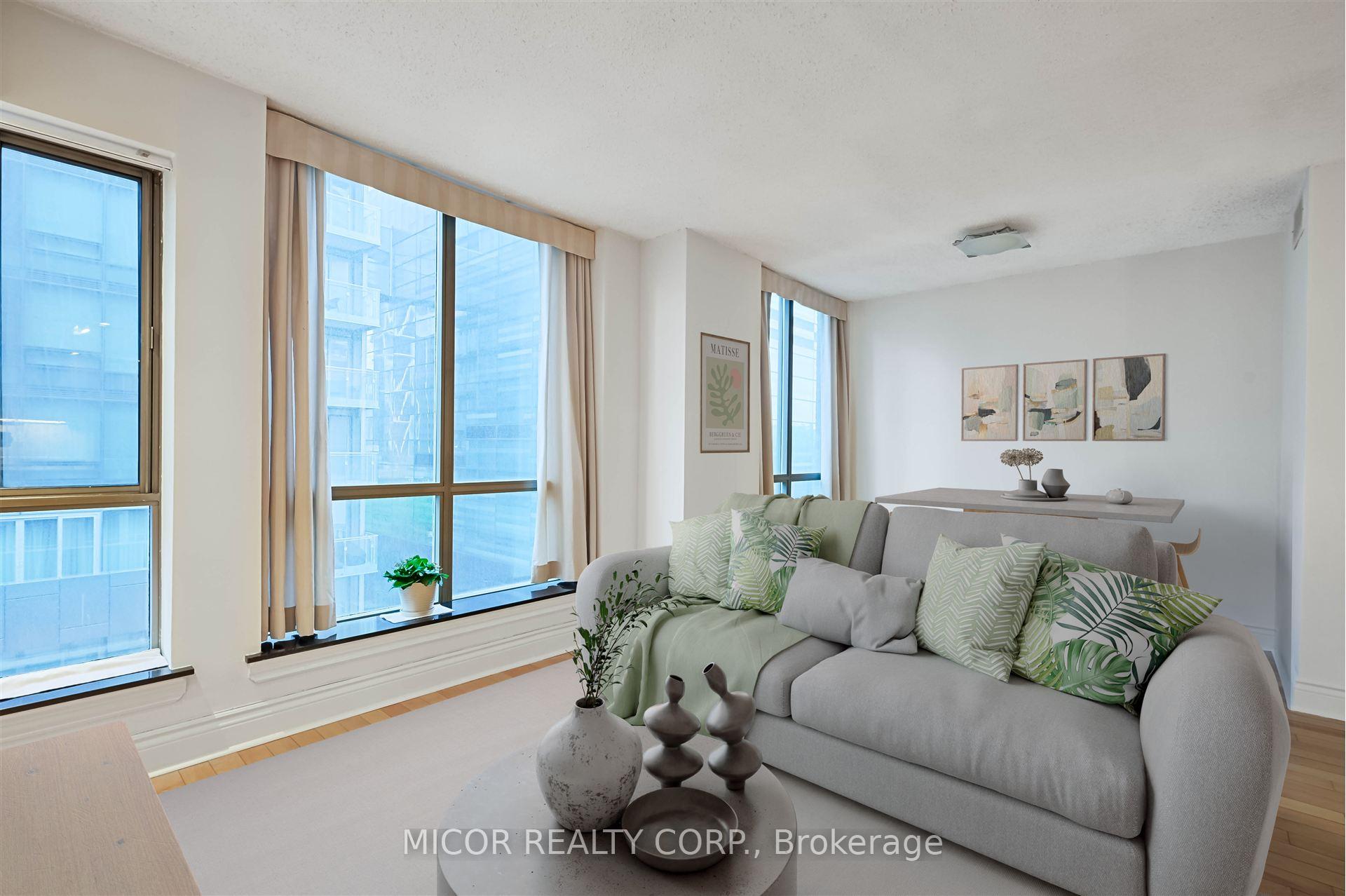 1 Bedroom Condo at 40 Scollard, Toronto For sale