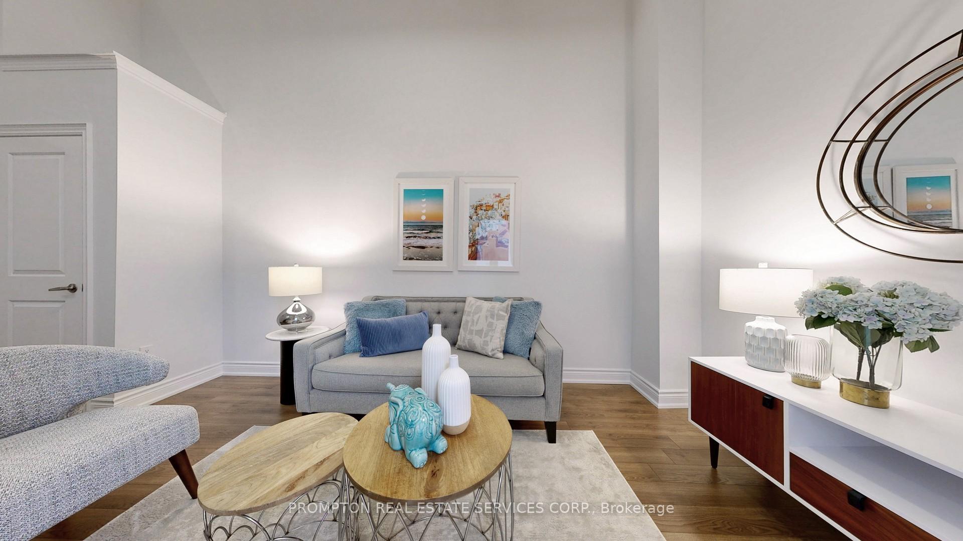 4 Bedrooms Condo at 30 Hargrave, Toronto For sale