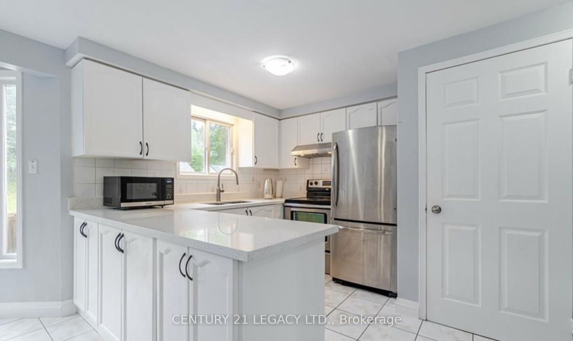 322 Benesfort Crescent