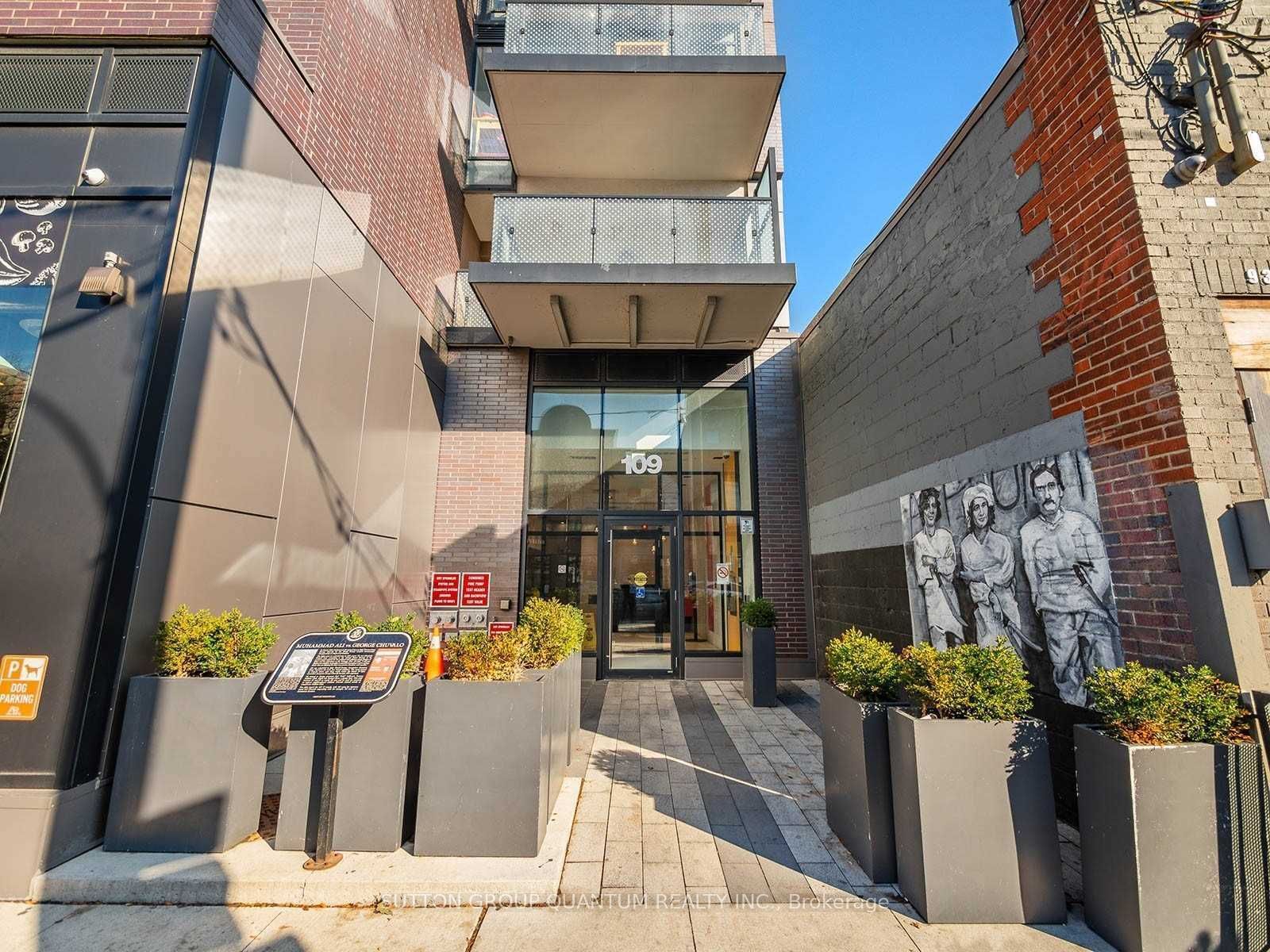109 Ossington Avenue, #205