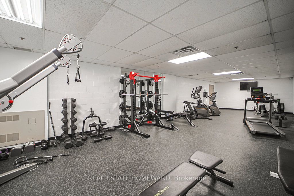 1 Leaside Park Drive, #209