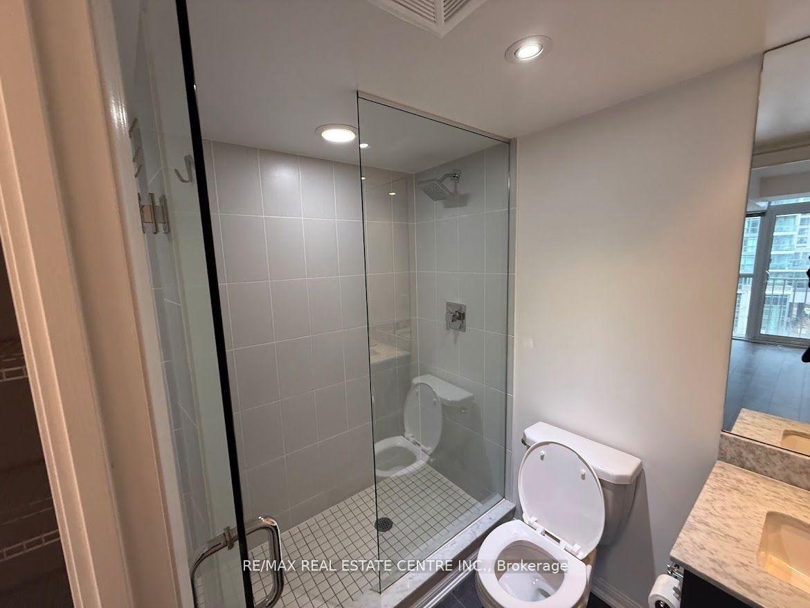 3 Bedrooms Condo at 35 Bastion, Toronto For sale