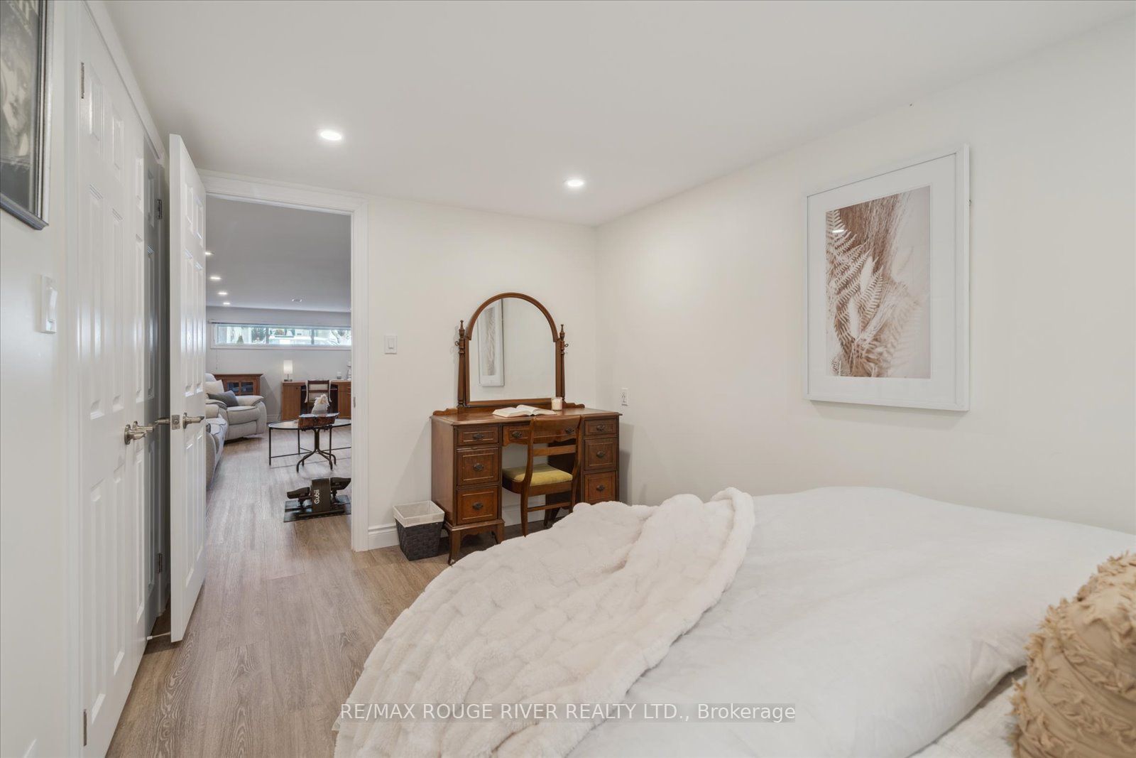 270 Labrador Drive