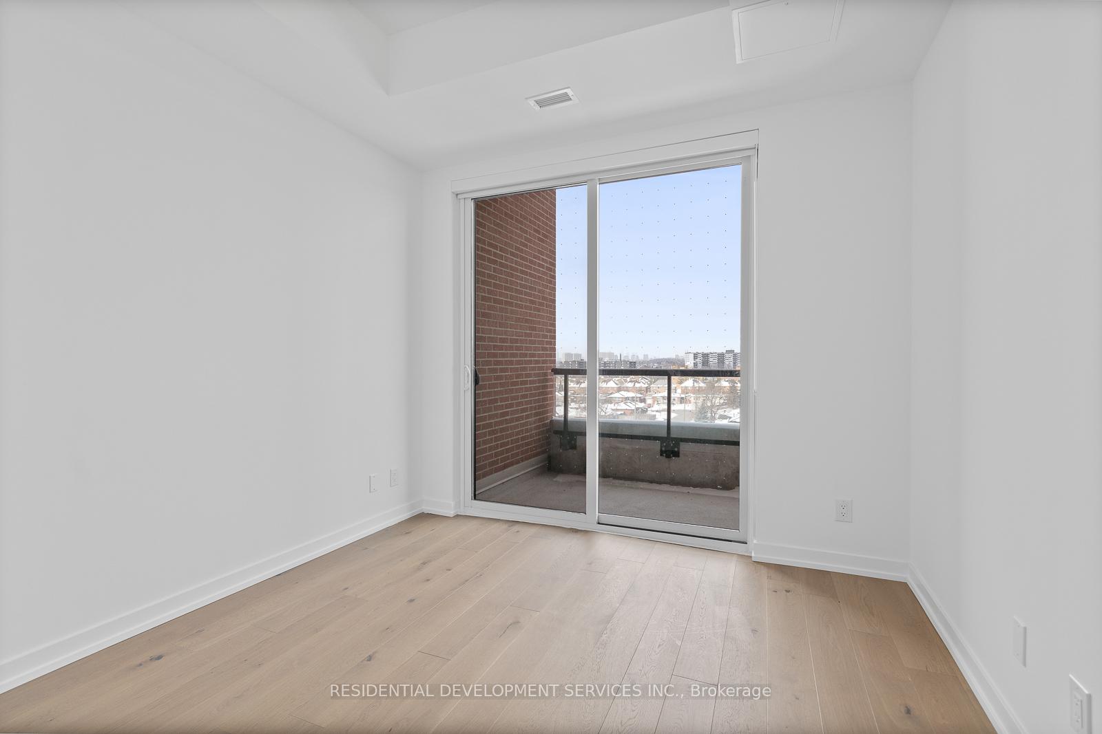 3 Bedrooms Condo at 3100 Keele,  Toronto For sale