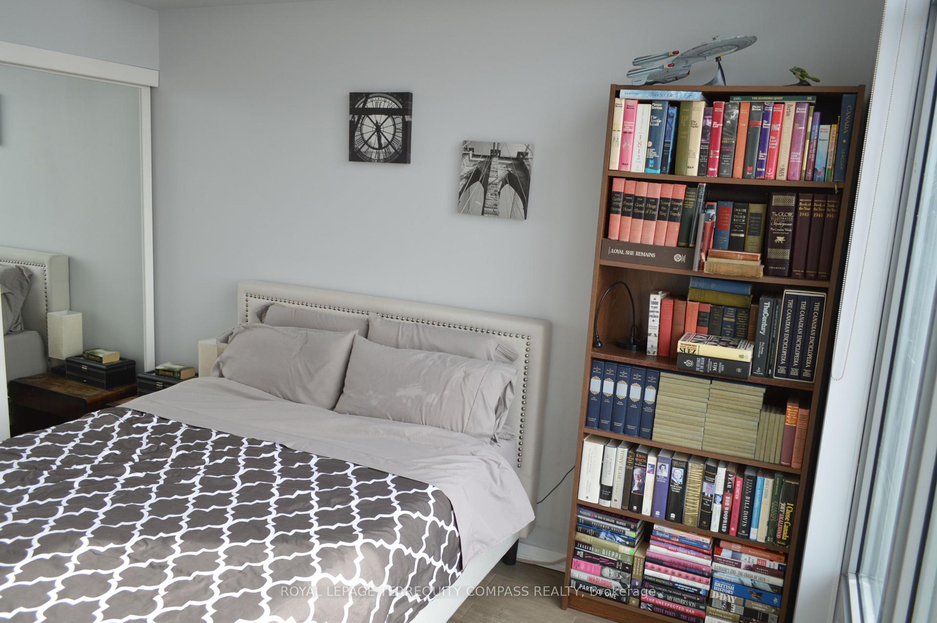 1 Bedroom Condo at 105 The Queensway,  Toronto For sale