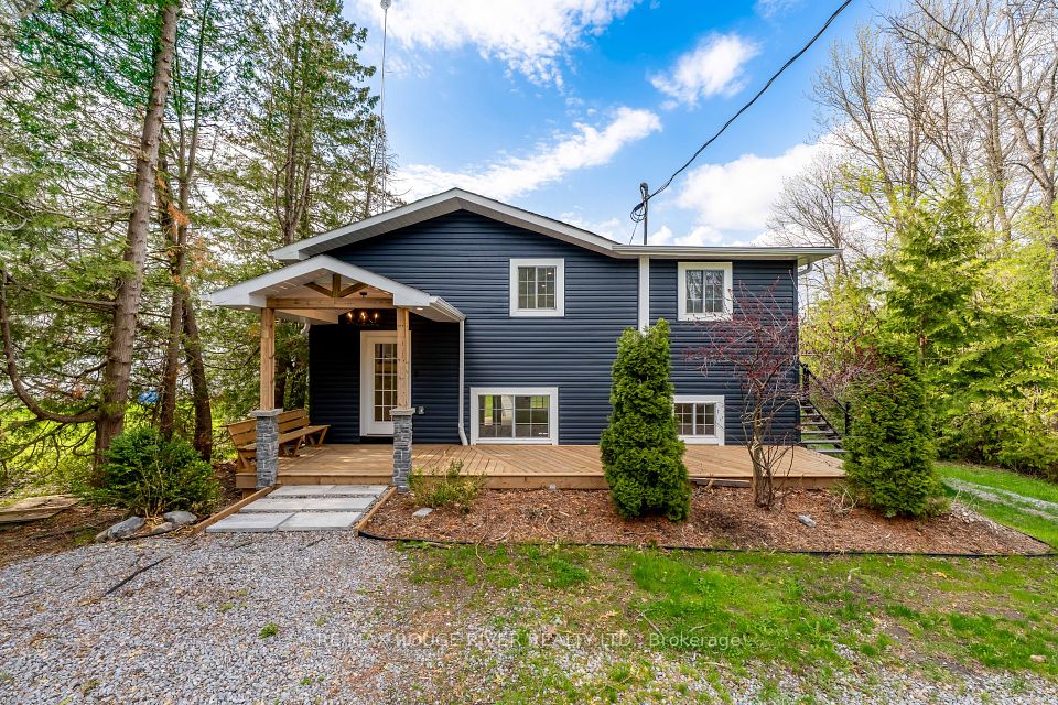 5496 Rice Lake Scenic