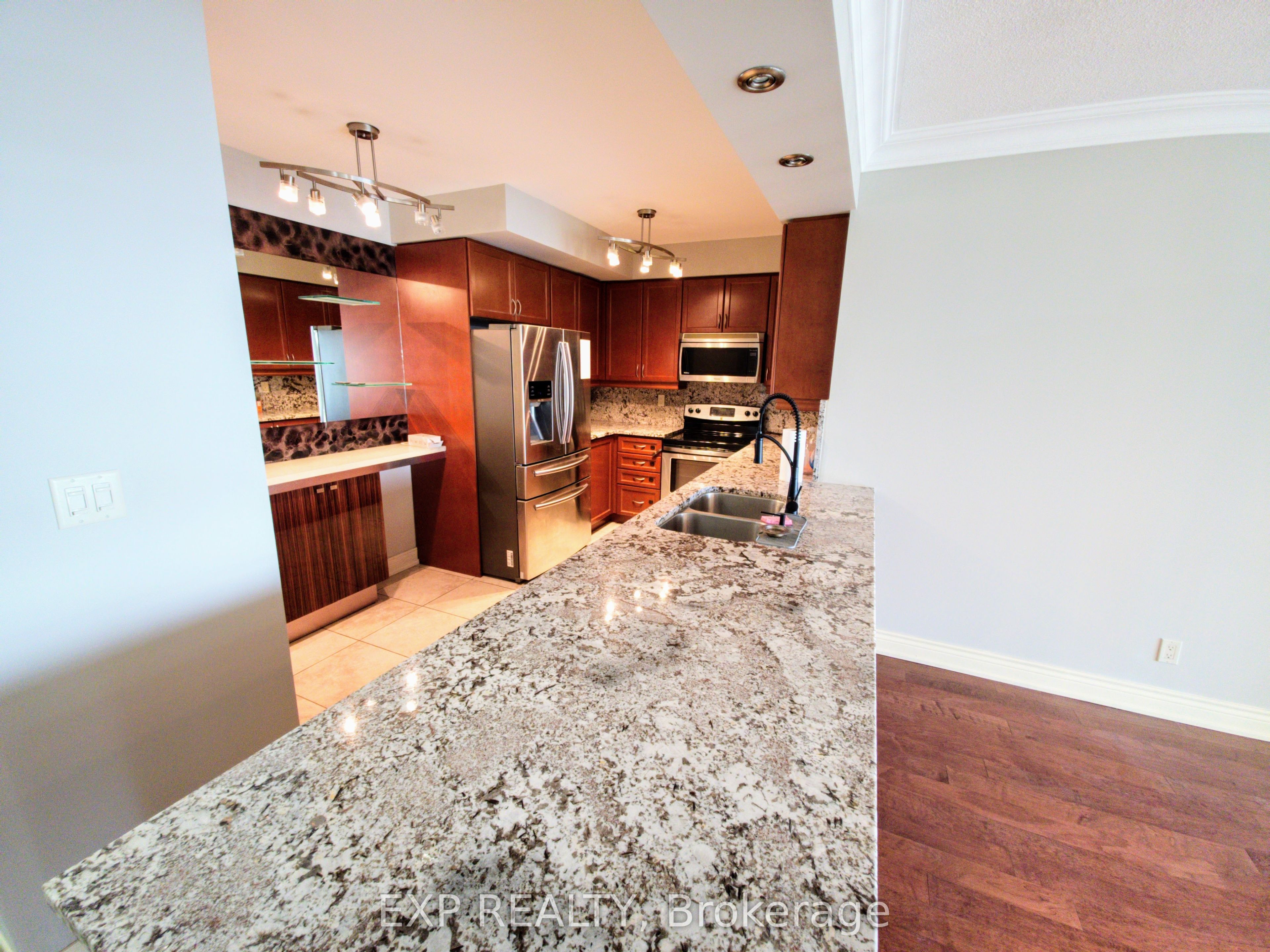 88 Promenade Circle, #1007