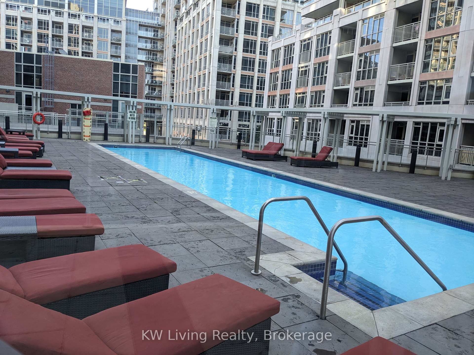 2 Bedrooms Condo at 38 Grand Magazine,  Toronto For sale