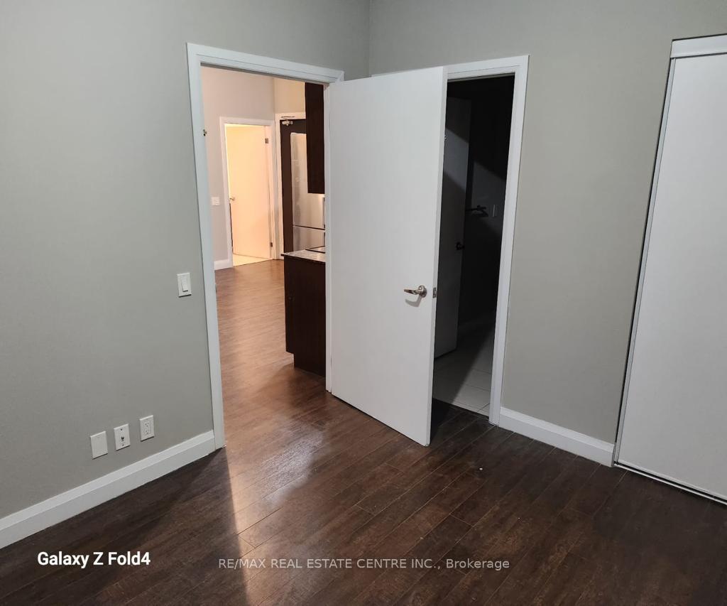 3 Bedrooms Condo at 22 East Haven,  Toronto For sale