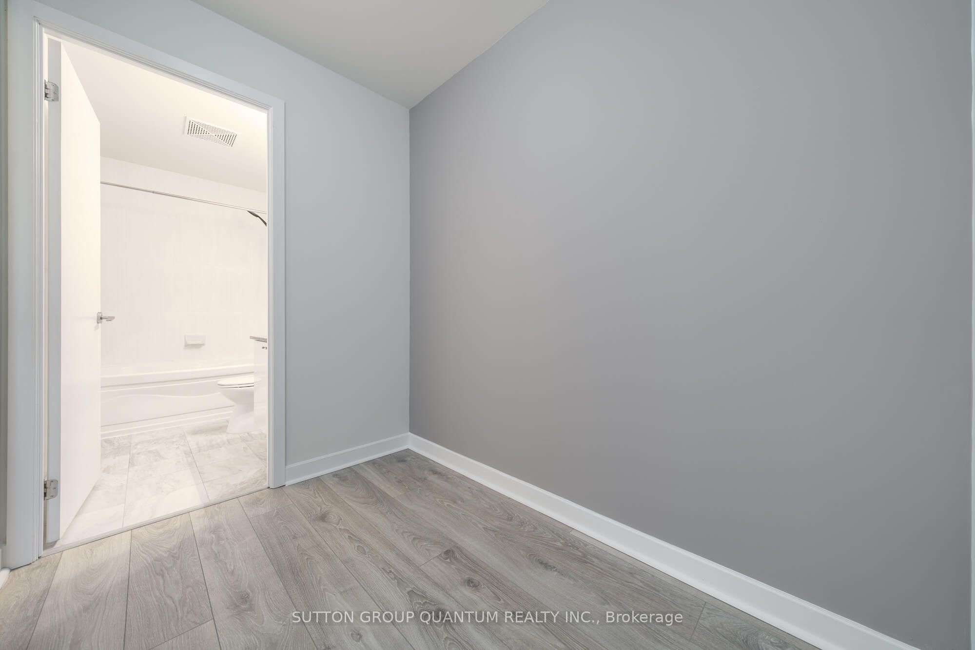 18 Harbour Street, #2901