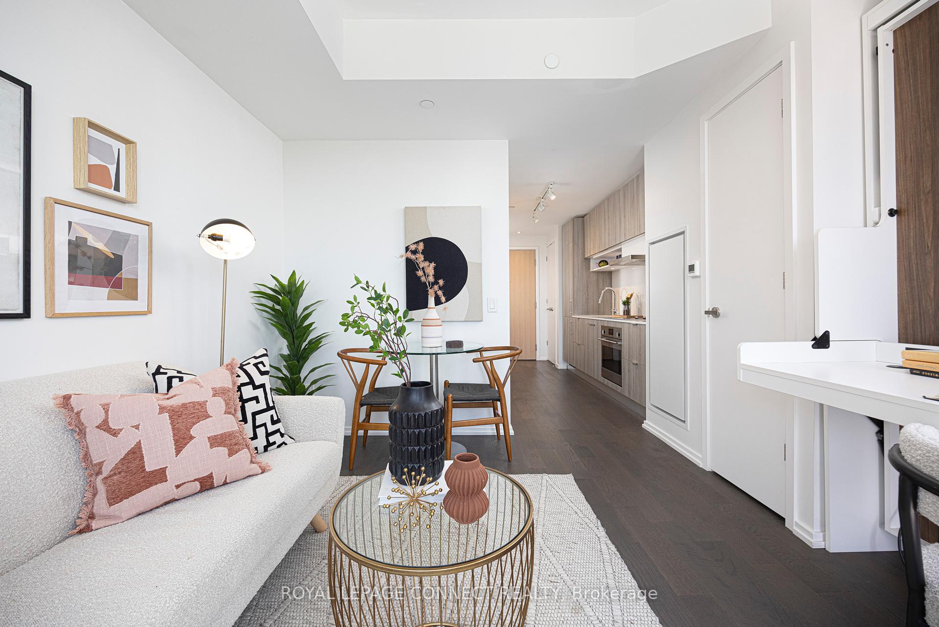 1 Bedroom Condo at 5 Soudan, Toronto For sale