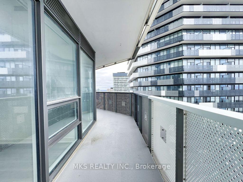 2 Bedrooms Condo at 55 Cooper,  Toronto For sale