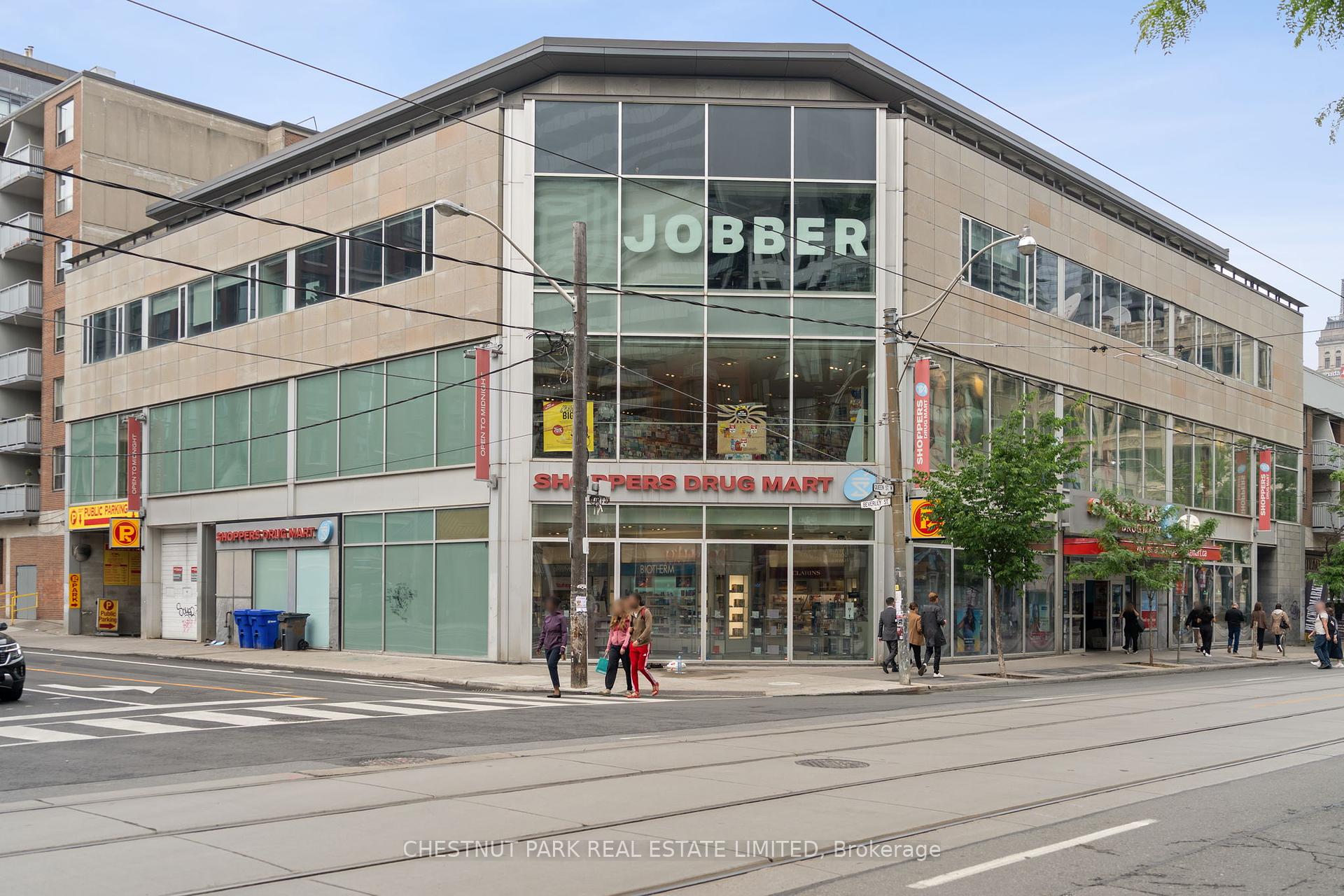 3 Bedrooms Condo at 11 Soho, Toronto For sale