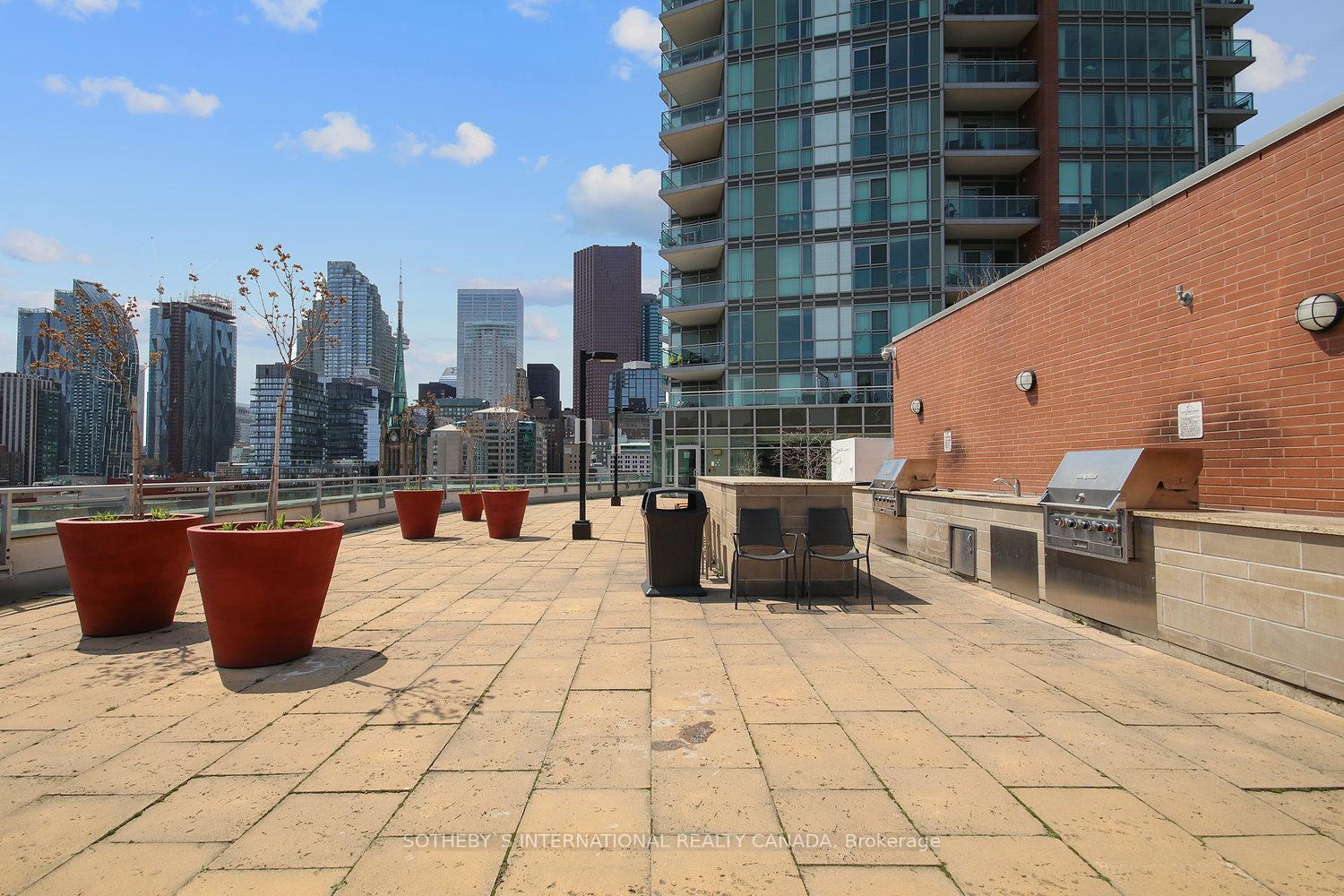 2 Bedrooms Condo at 116 George,  Toronto For sale