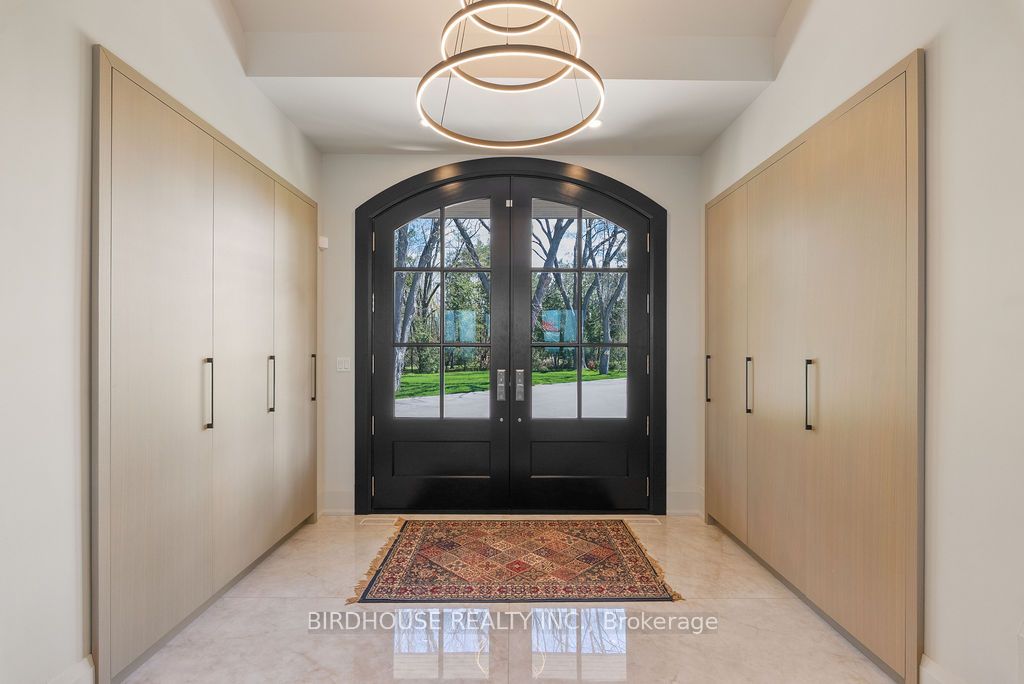 16 Garden Gate