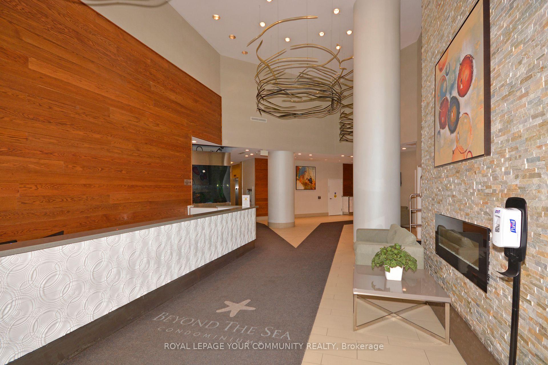 3 Bedrooms Condo at 2230 Lake Shore, Toronto For sale