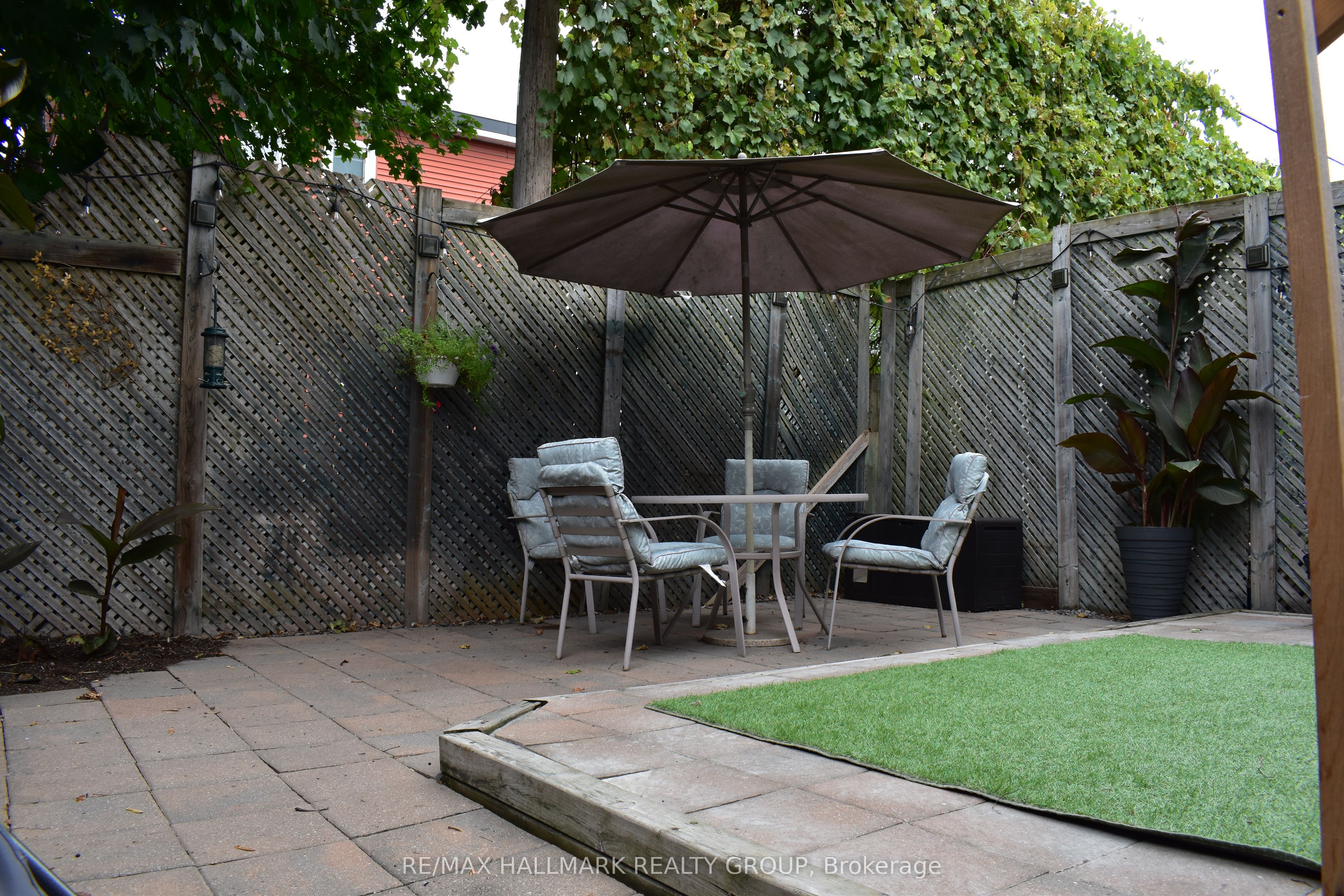 275 Shakespeare Street, VanierandKingsviewPark, ON K1L 5M7