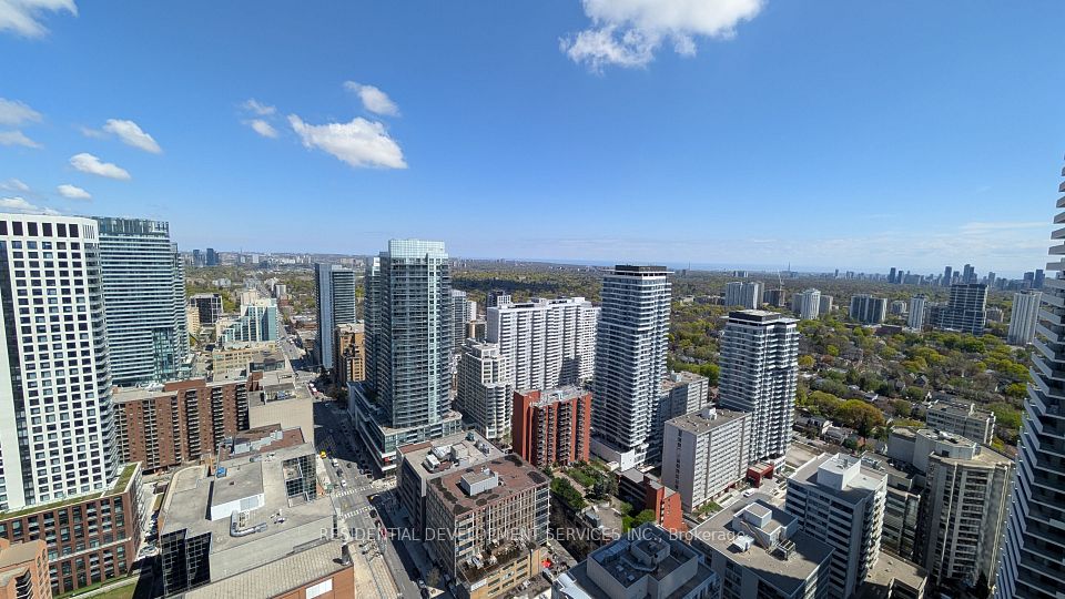 8 Eglinton