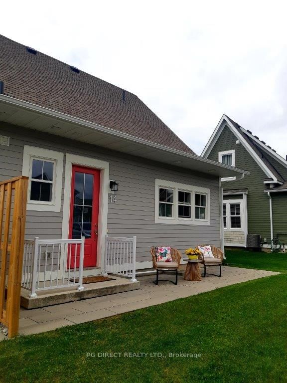 14 Danielle Crescent, Midland, ON L4R 0H3