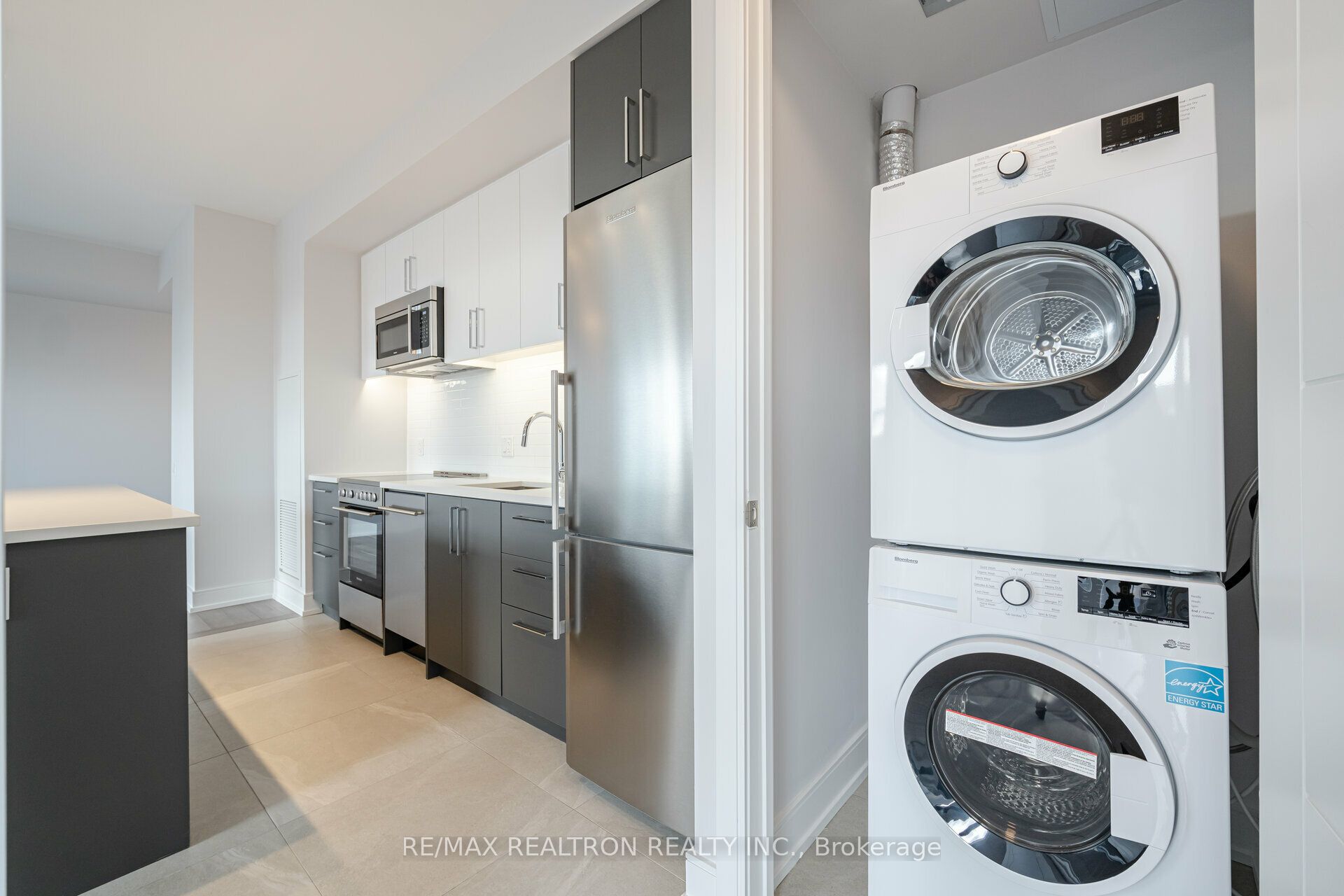 2525 Bathurst Street, #1003