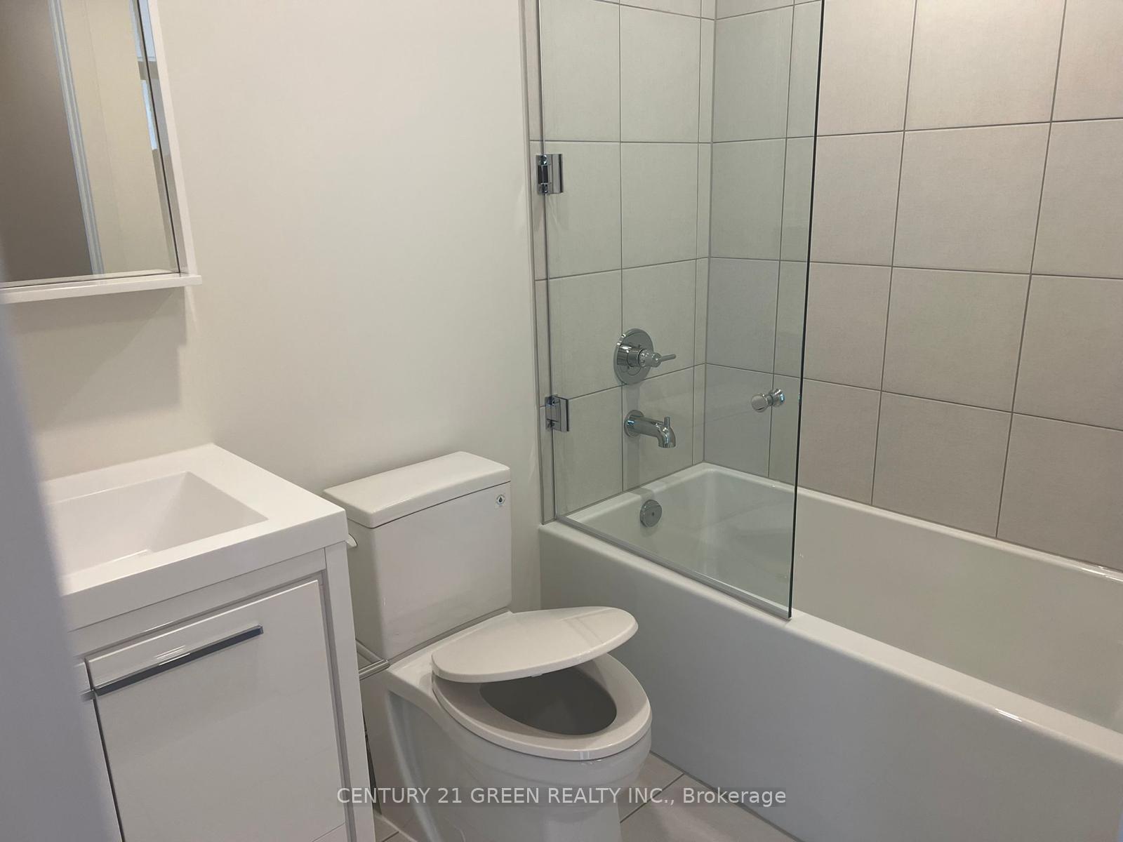 2 Bedrooms Condo at 212 King WIlliam,  Hamilton For sale
