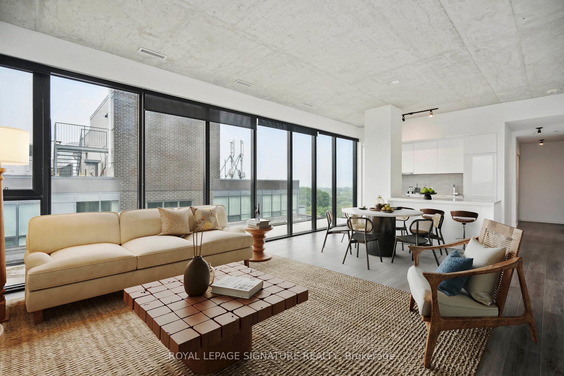 3 Bedrooms Co-op at 7 Smith, Toronto For sale
