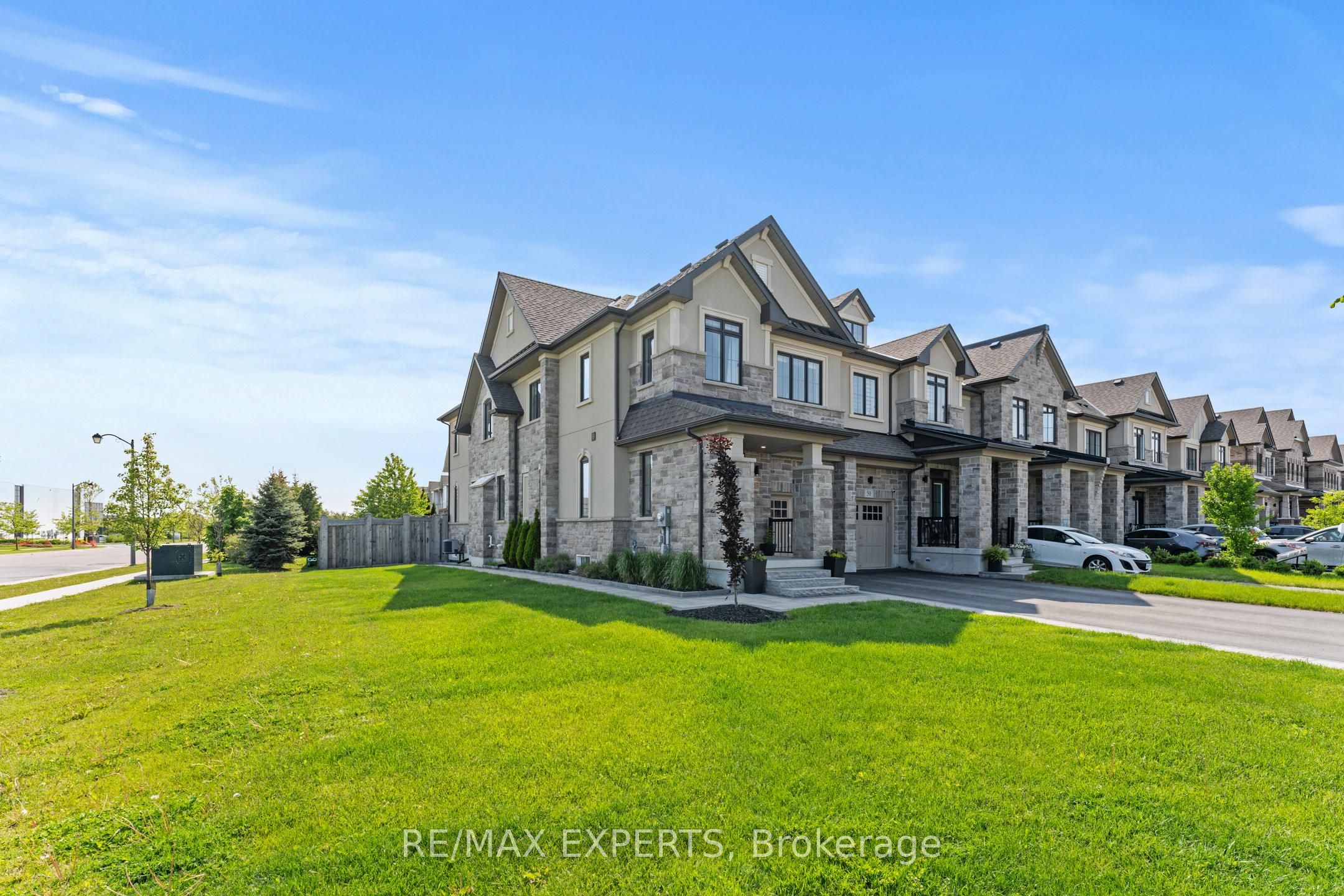 52 Doris Pawley Crescent