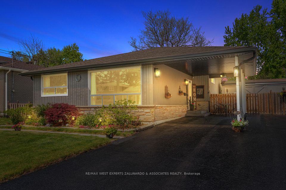 91 Moore Park Crescent