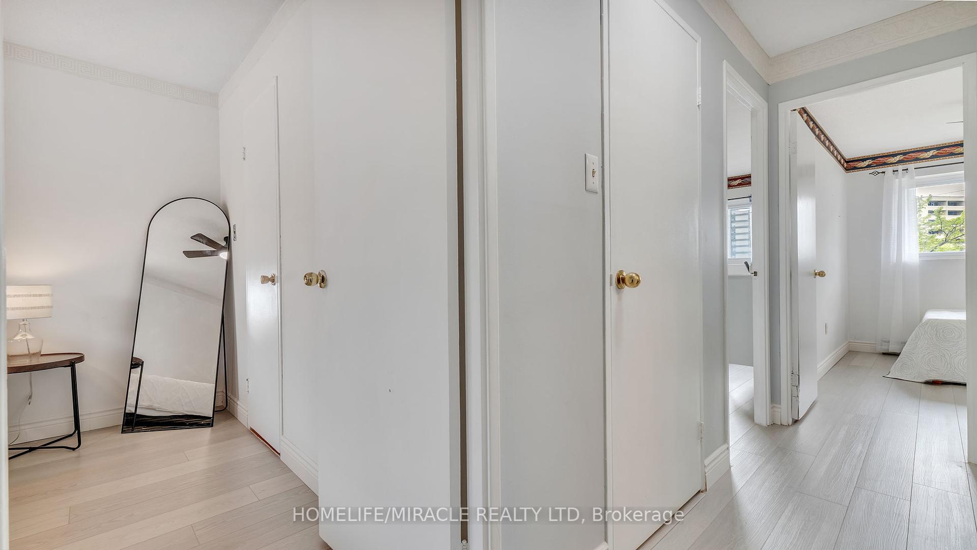 3 Bedrooms Condo at 91 Muir, Toronto For sale