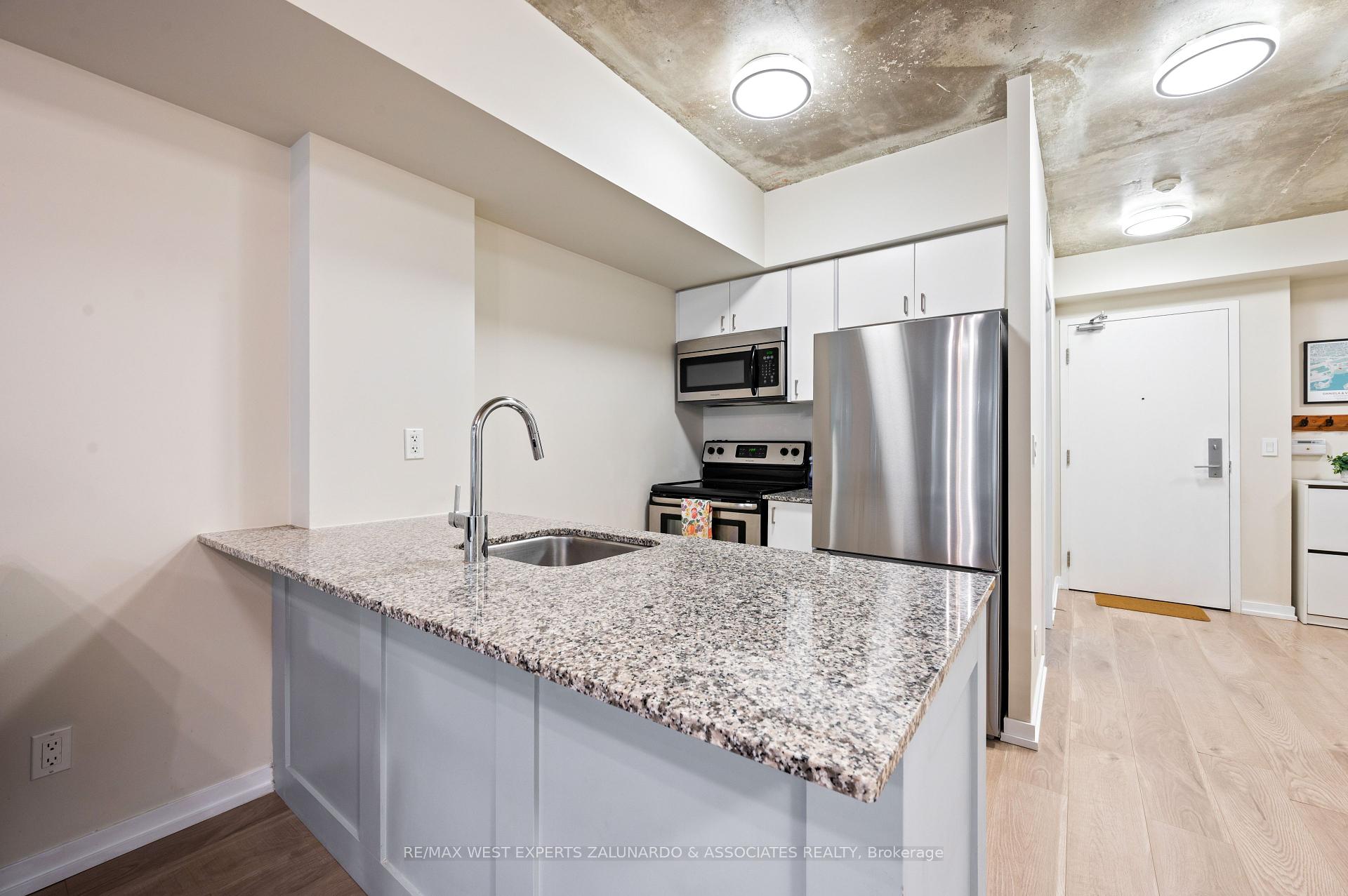 2 Bedrooms Condo at 59 East Liberty, Toronto For sale