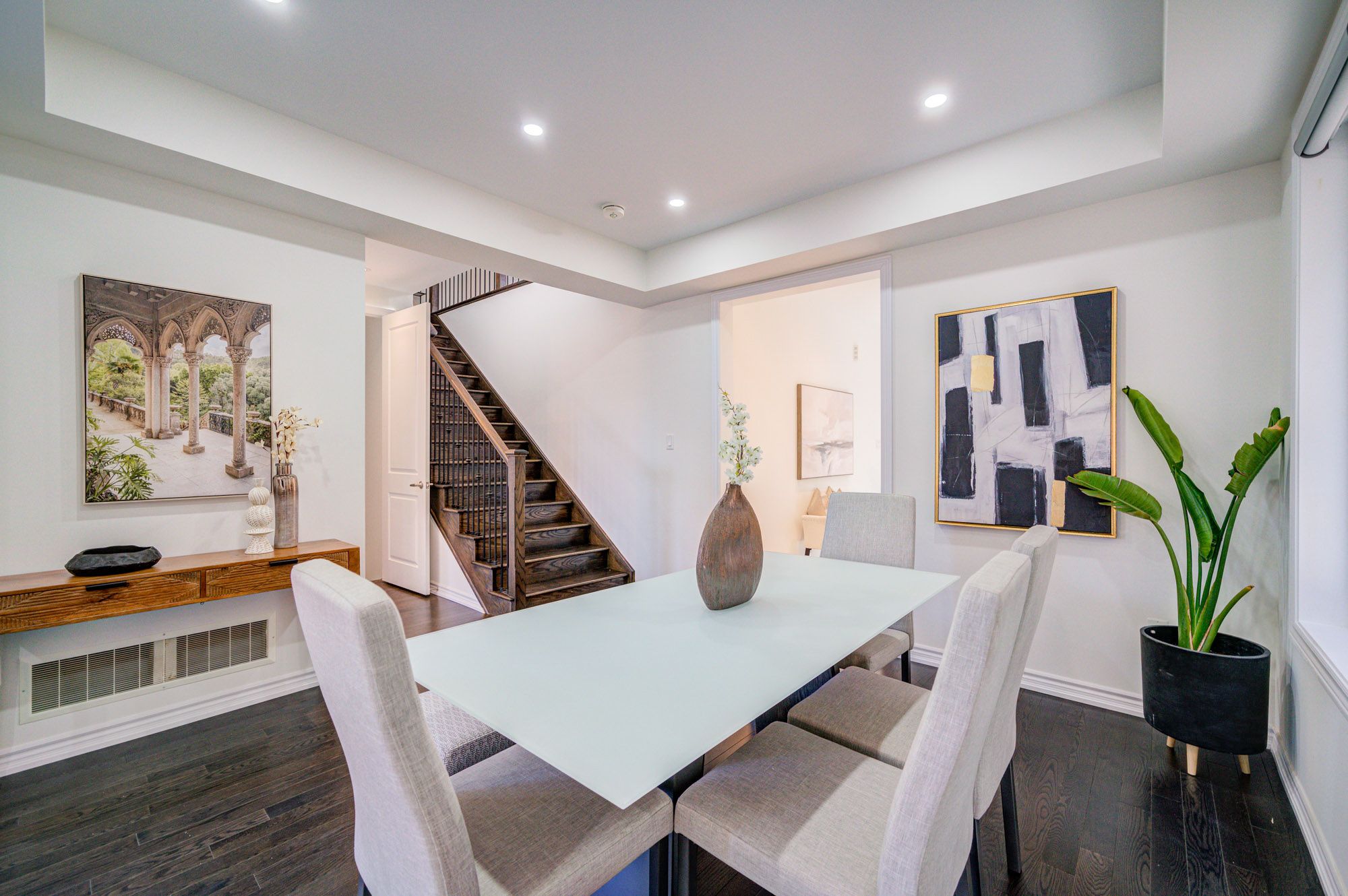 7 Capstan Court