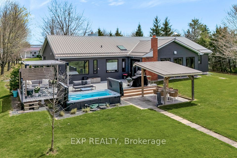 135 Hiscock Shores Road