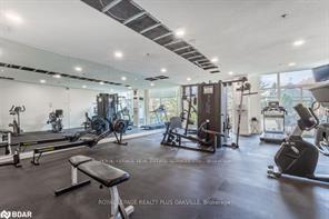 2 Bedrooms Condo at 2511 Lakeshore,  Oakville For sale