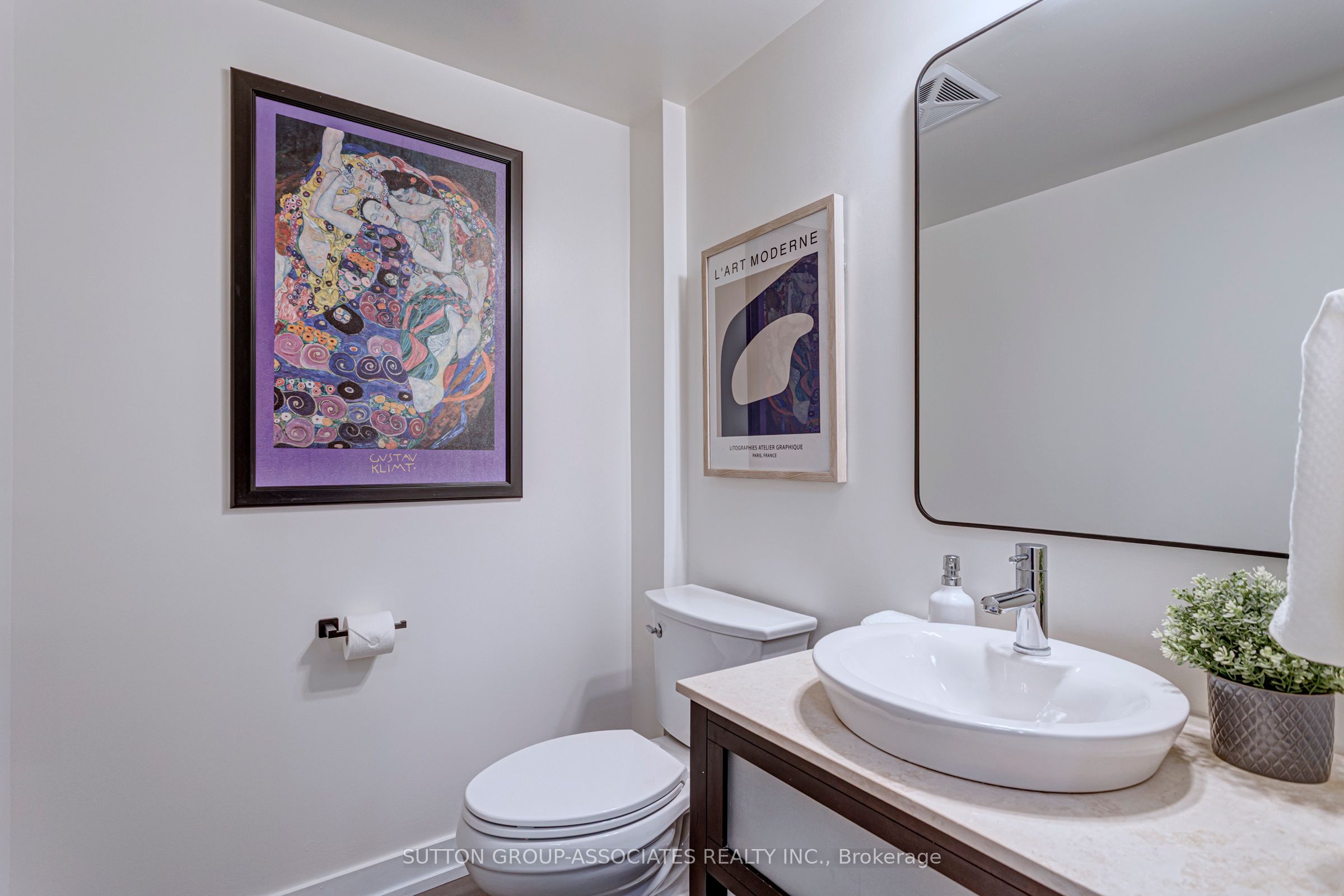 1100 Lansdowne Avenue, #333