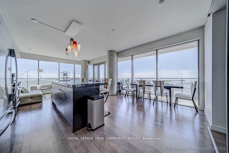 2 Bedrooms Condo at 70 Distillery, Toronto For sale