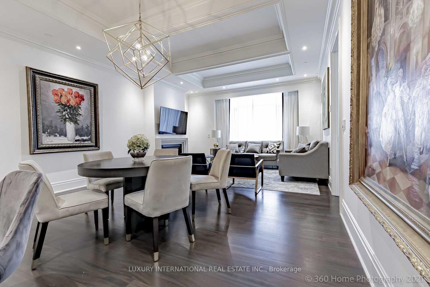 2 Bedrooms Condo at 311 Bay,  Toronto For sale