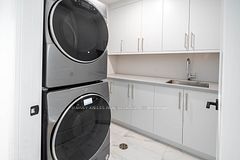 2010 Bathurst Street 6A