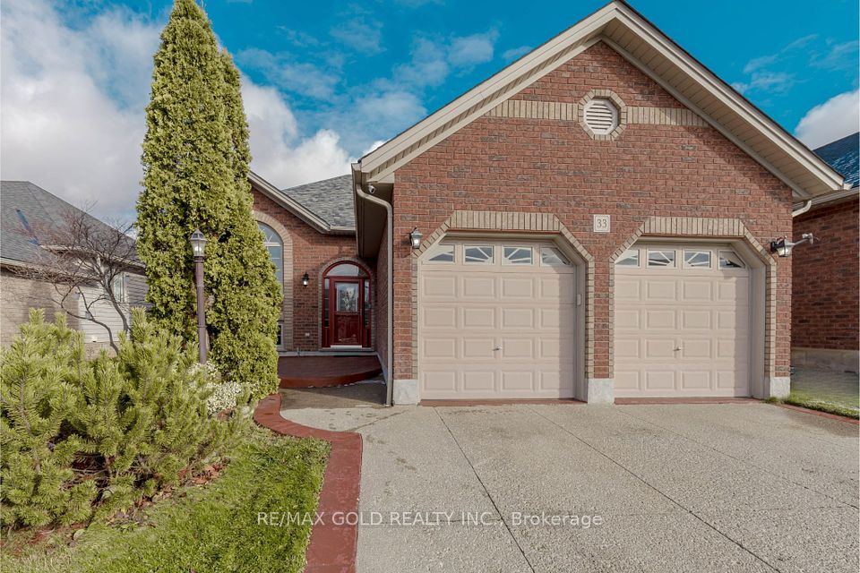 33 Sheppard