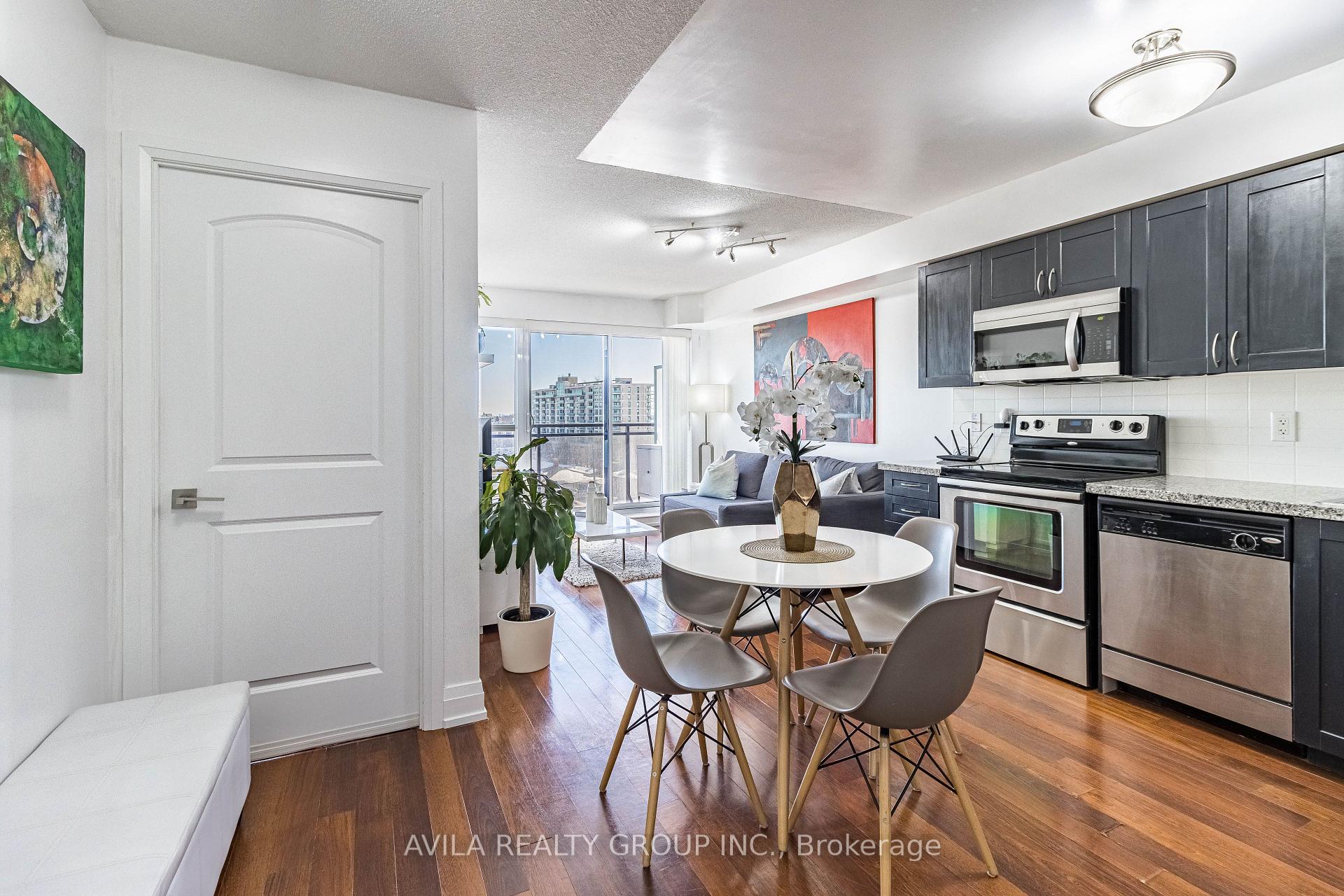 3 Bedrooms Condo at 1 De Boers, Toronto For sale