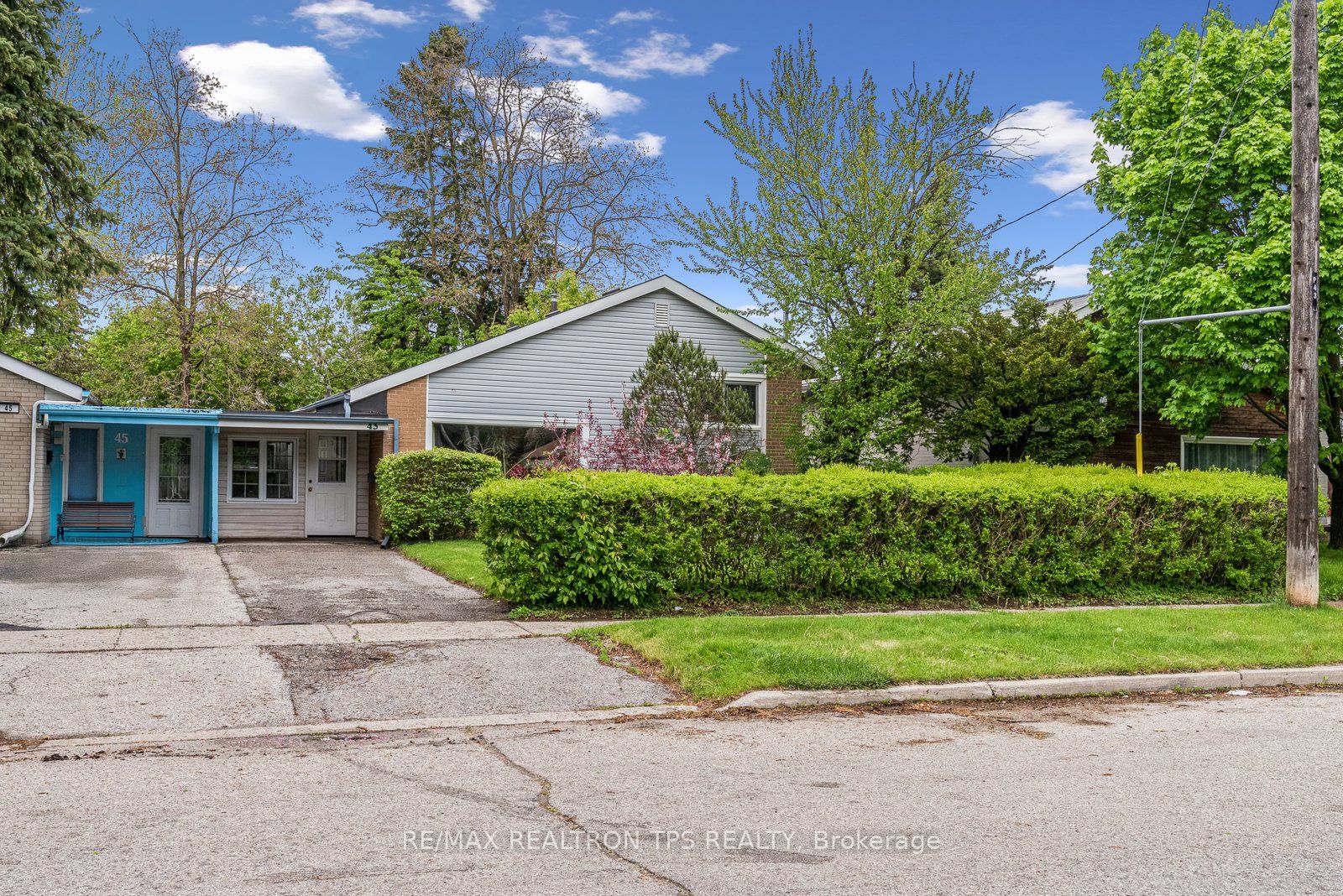 43 Gondola Crescent