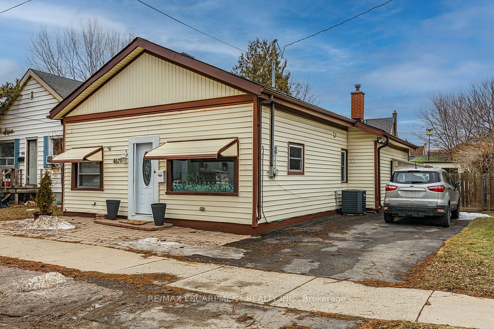 4671 Ferguson