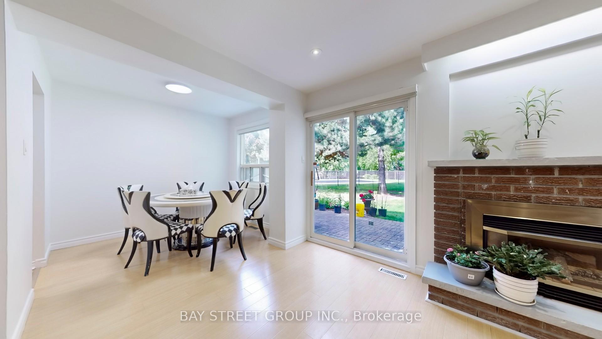 3 Bedrooms Condo at 99 Brimwood, Toronto For sale