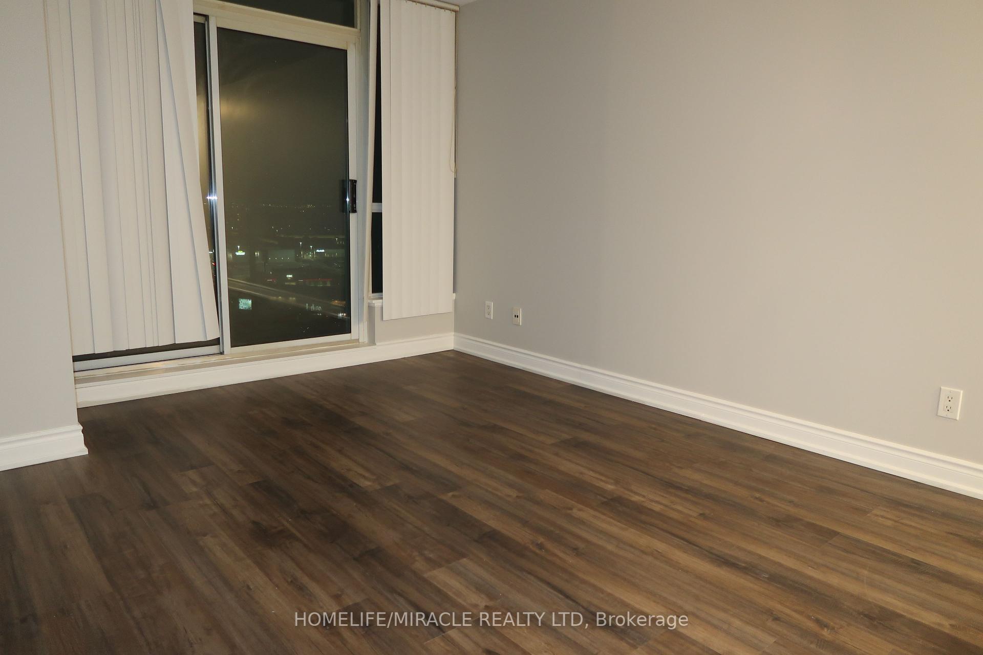 1 Bedroom Condo at 4889 Kimbermount,  Mississauga For sale