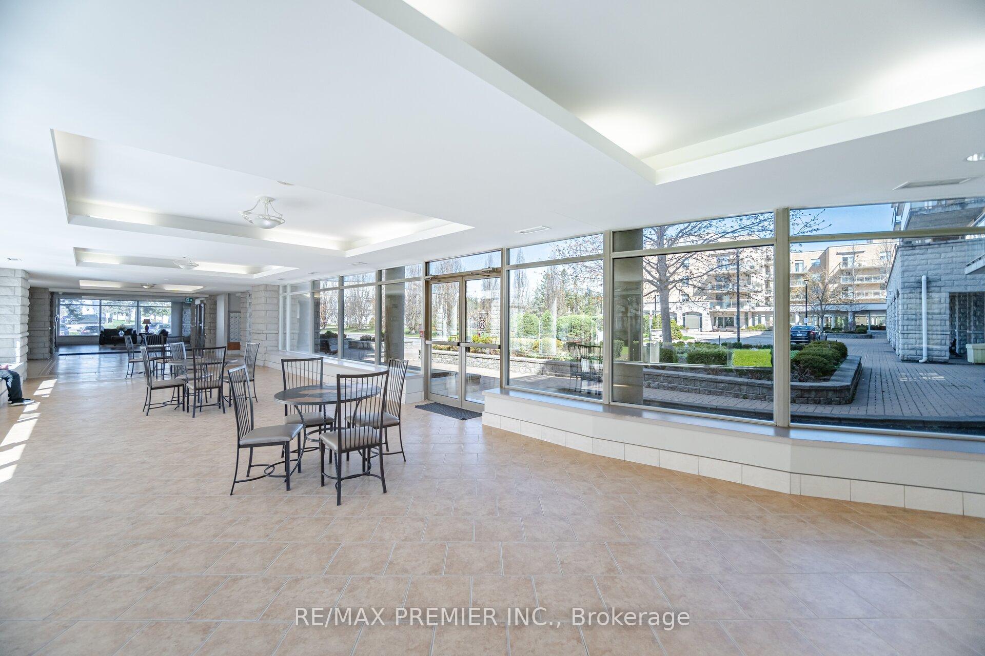 1 Bedroom Condo at 2502 Rutherford,  Vaughan For sale