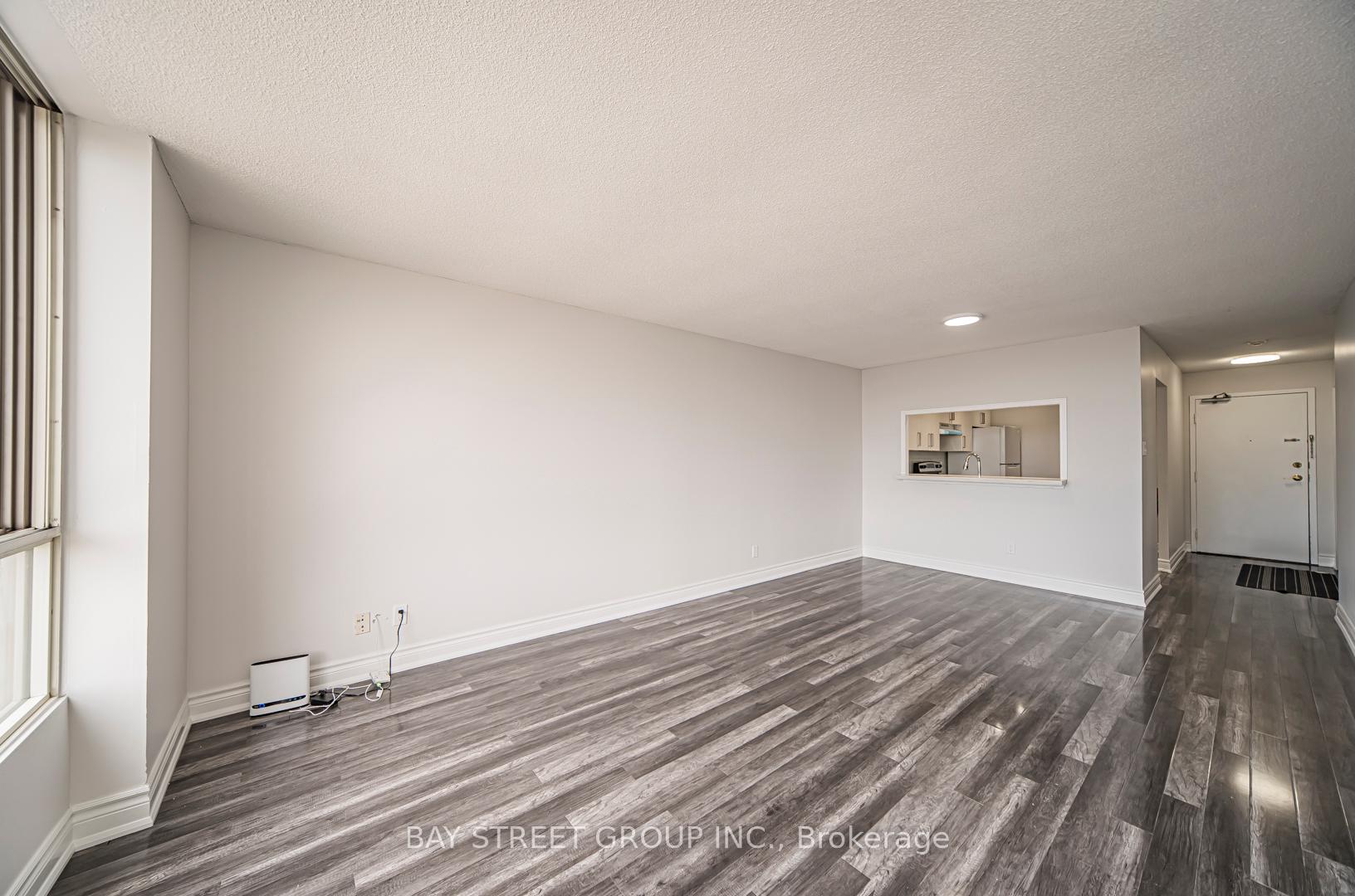 3 Bedrooms Condo at 2470 Eglinton, Toronto For sale