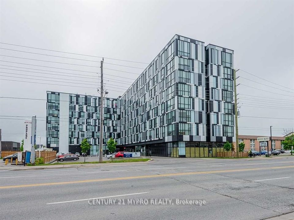 1900 Simcoe Street